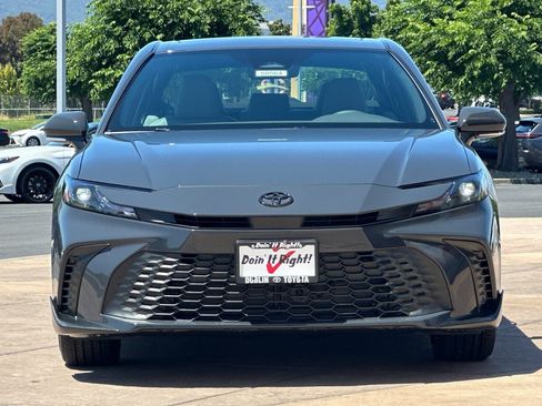 New 2026 Toyota Camry SE w/ Convenience Package FWD image 10