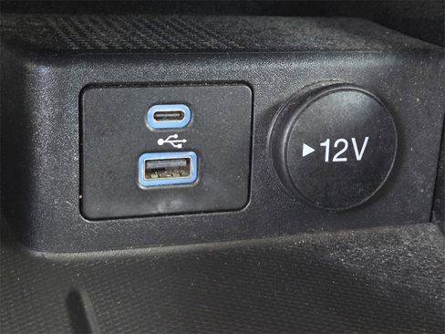 Used 2022 Ford Escape SEL image 17