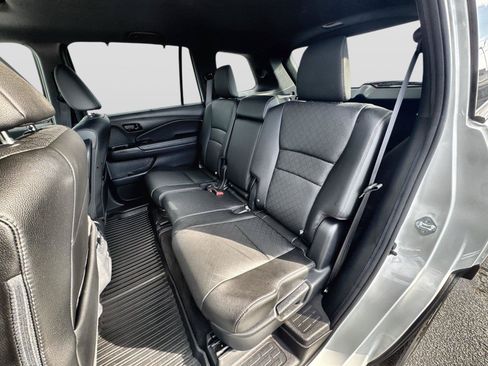 Used 2022 Honda Passport Elite image 12