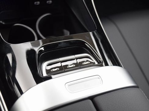 New 2025 Mercedes-Benz CLE 300 4MATIC Cabriolet image 28