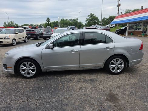Used 2012 Ford Fusion SE FWD image 3