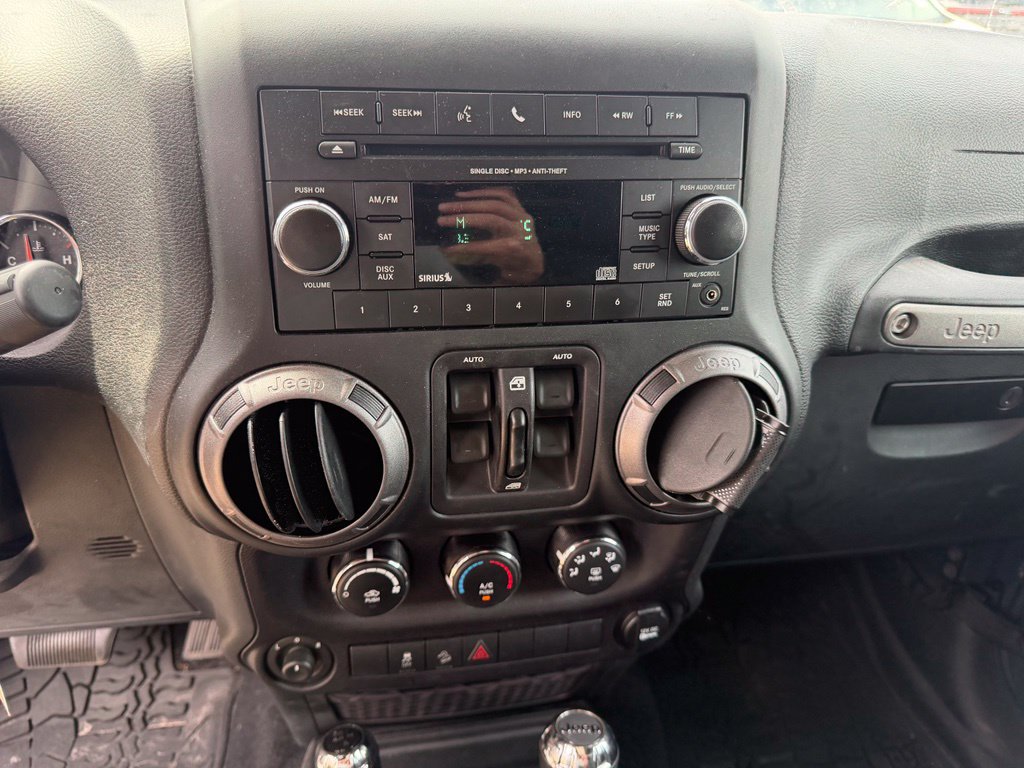 Used 2018 Jeep Wrangler Unlimited Sport S AWD/4WD image 26