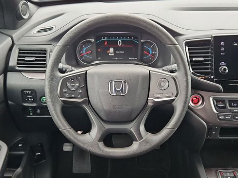 Used 2022 Honda Pilot Sport image 14
