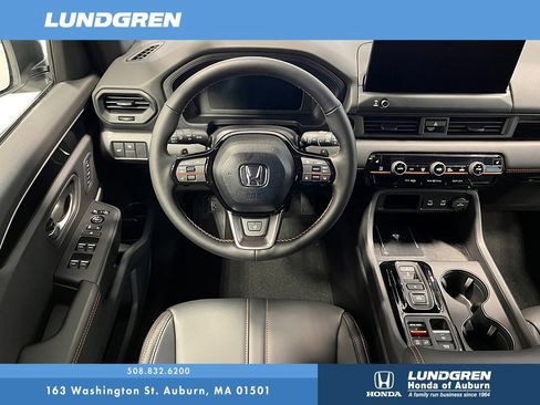 New 2026 Honda Pilot TrailSport image 8