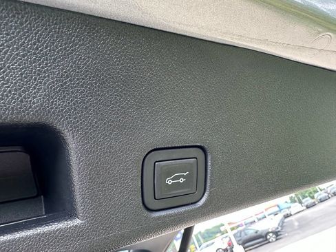 Used 2026 GMC Acadia Elevation w/ LPO, Floor Liner Package AWD/4WD image 40
