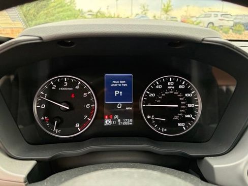 Used 2026 Subaru Crosstrek 2.5i Premium AWD/4WD image 33
