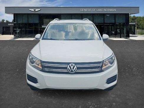 Used 2017 Volkswagen Tiguan Wolfsburg Edition AWD/4WD image 2