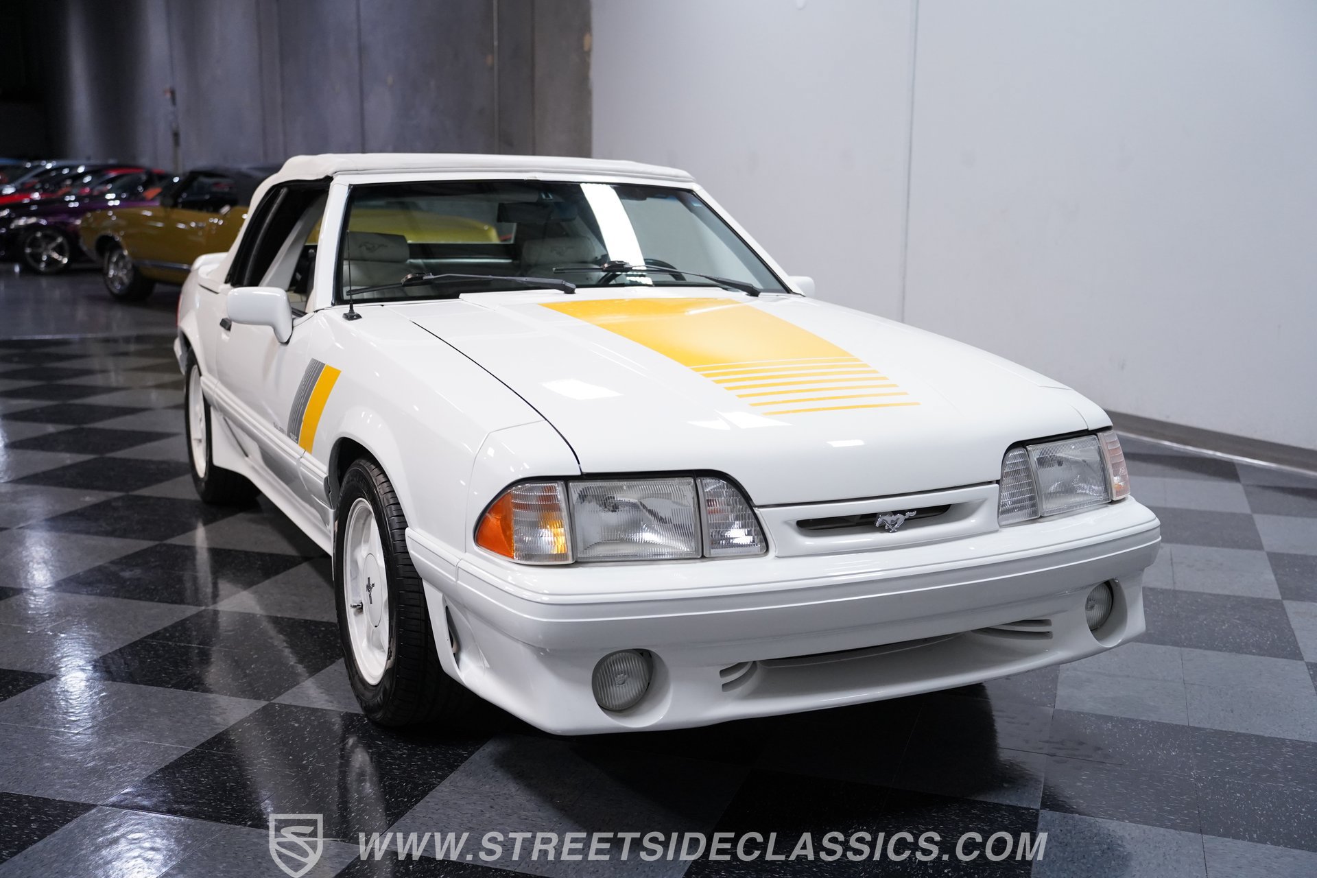 Used 1993 Ford Mustang LX RWD image 14