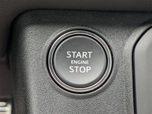 New 2024 Land Rover Defender 130 X image 24