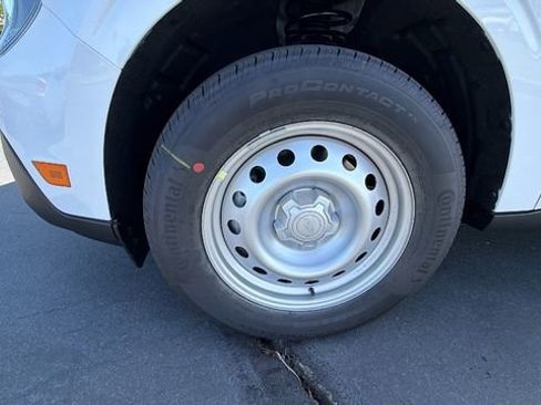 New 2026 Ford Maverick XL AWD/4WD image 10