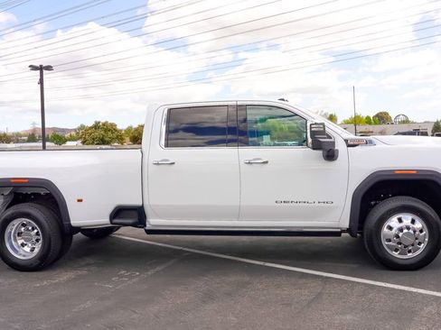 New 2026 GMC Sierra 3500 Denali w/ Denali Reserve Package image 7