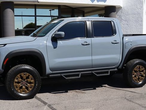 Used 2022 Nissan Frontier Pro-X RWD image 8