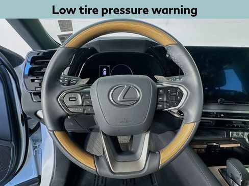 Used 2024 Lexus RX 350 Premium image 11