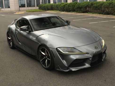 Used 2021 Toyota Supra Premium w/ Driver Assist Package RWD image 3