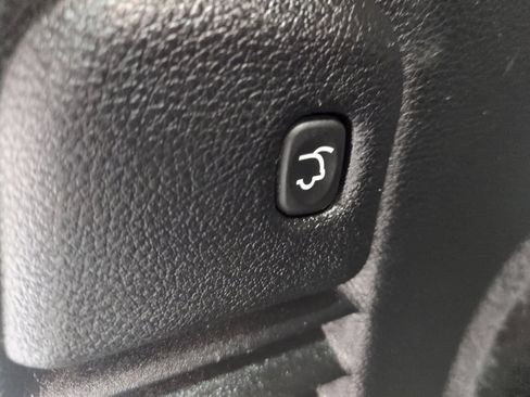 Used 2017 Jeep Grand Cherokee Limited AWD/4WD image 13