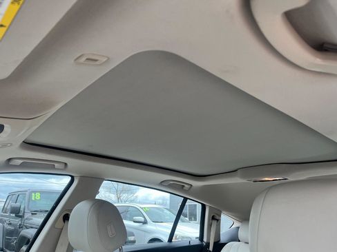 Used 2014 BMW 535i Gran Turismo xDrive AWD/4WD image 35