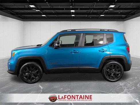 Certified 2022 Jeep Renegade Altitude w/ Convenience Group image 2