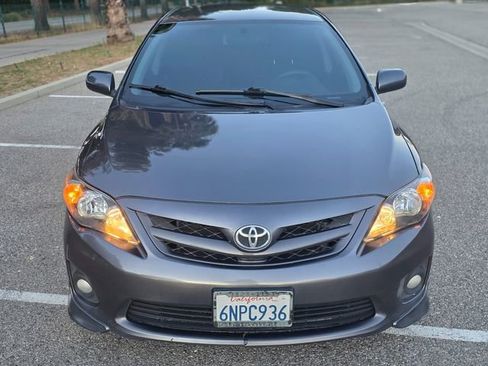 Used 2011 Toyota Corolla S image 38