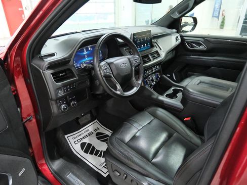 Used 2022 Chevrolet Tahoe RST w/ Luxury Package image 3