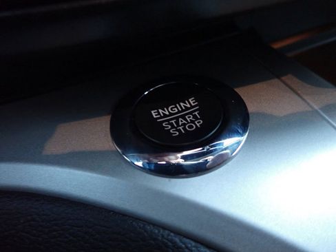 Used 2023 Ford Explorer XLT w/ Class IV Trailer Tow Package image 29