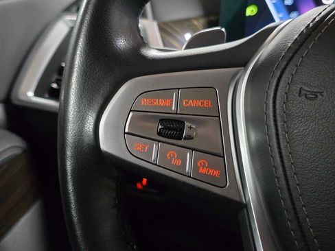 Used 2023 BMW X7 xDrive40i image 37