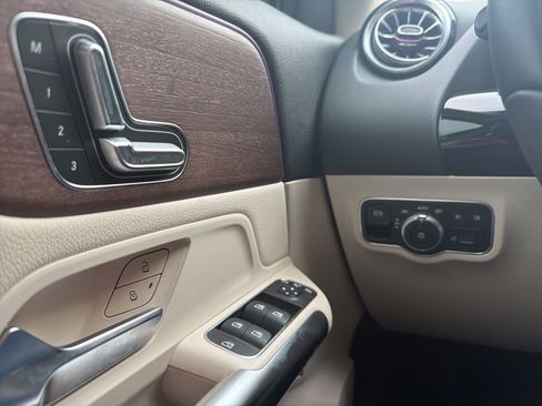 Used 2023 Mercedes-Benz GLA 250 image 17