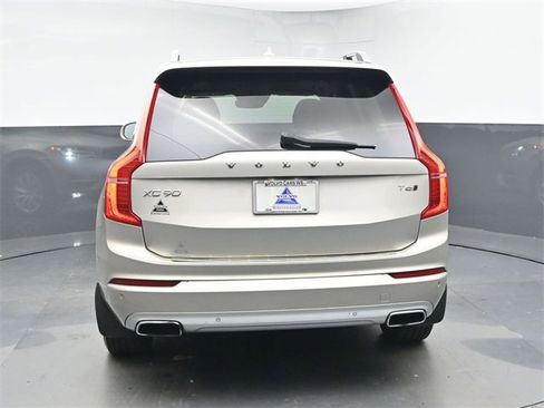 Used 2016 Volvo XC90 T6 Momentum w/ Momentum Plus Package image 7