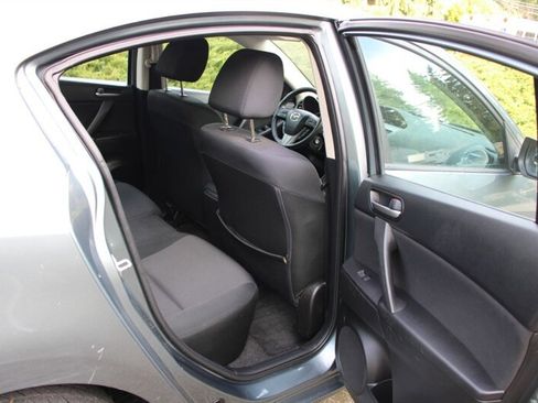 Used 2012 MAZDA MAZDA3 i Touring image 6