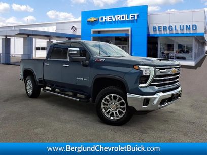 New 2025 Chevrolet Silverado 2500 LTZ w/ LTZ Premium Package