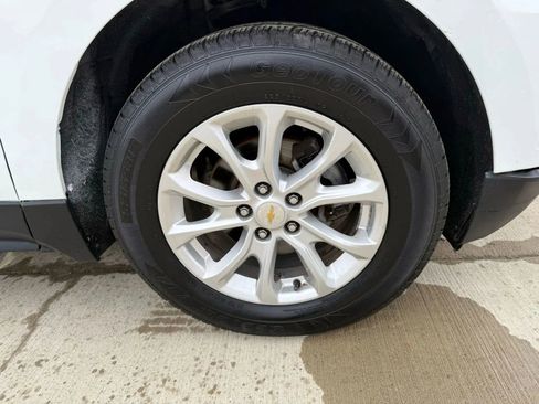 Used 2018 Chevrolet Equinox LS image 6
