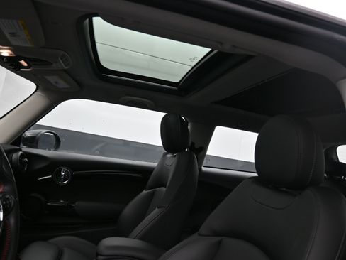 Used 2021 MINI Cooper S w/ 6.5" Touchscreen Package image 15