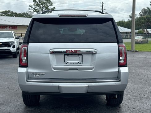 Used 2019 GMC Yukon Denali w/ Denali Ultimate Package AWD/4WD image 7