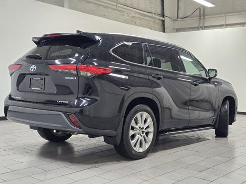 Used 2022 Toyota Highlander Limited image 19