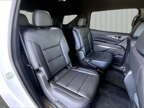 New 2026 Chevrolet Traverse LT w/ Driver Confidence Package FWD image 6