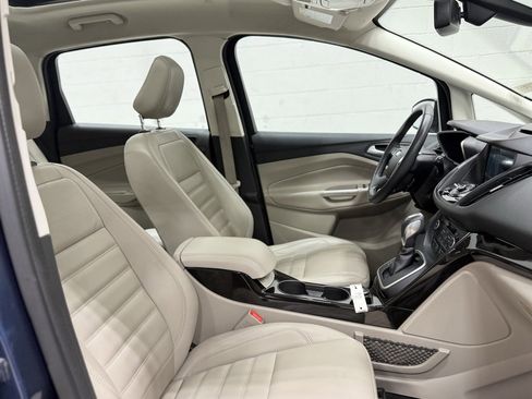 Used 2018 Ford C-MAX Titanium w/ Equipment Group 301A image 23