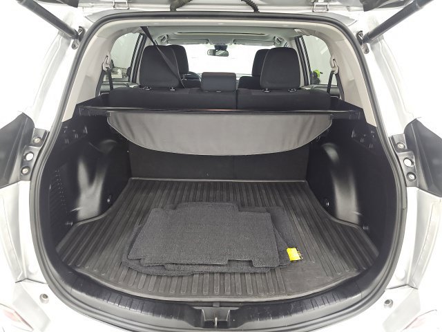 Used 2016 Toyota RAV4 XLE w/ Convenience Package AWD/4WD image 31