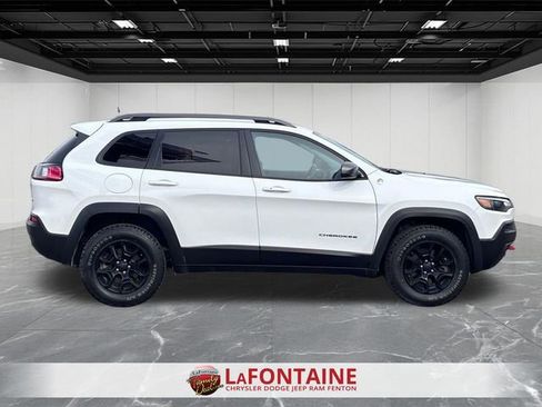 Used 2020 Jeep Cherokee Trailhawk w/ Cold Weather Group image 6