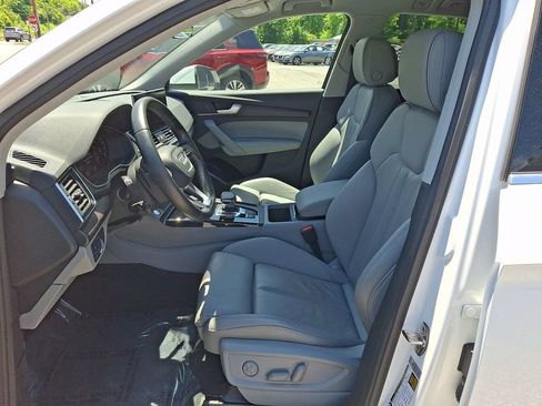 Used 2022 Audi Q5 e Premium AWD/4WD image 14