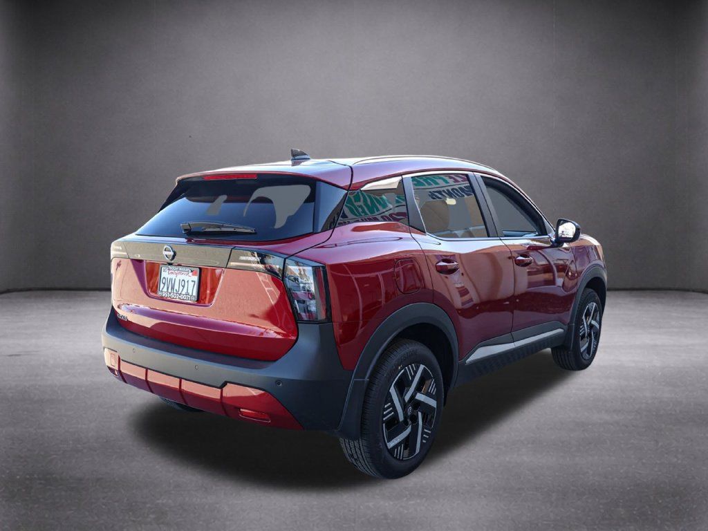 Used 2026 Nissan Kicks SV FWD image 4