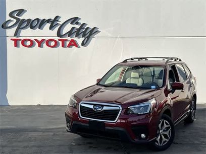 Used 2021 Subaru Forester Premium w/ Popular Package #1