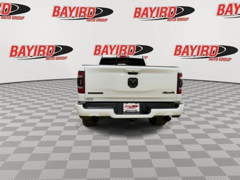 Used 2020 RAM 1500 4x4 Crew Cab image 8