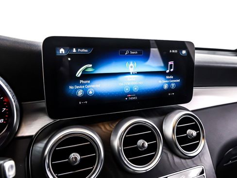 Used 2022 Mercedes-Benz GLC 300 image 21