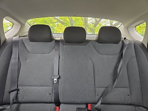 Certified 2025 Kia K4 FWD image 28
