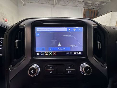 Used 2019 GMC Sierra 1500 SLT w/ SLT Premium Package image 18