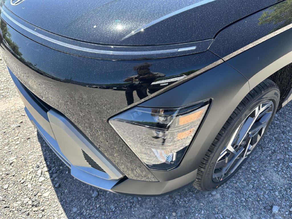 New 2026 Hyundai Kona SEL Premium AWD/4WD image 7