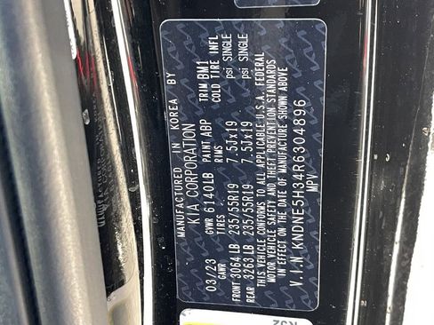 Certified 2024 Kia Carnival SX Prestige image 45