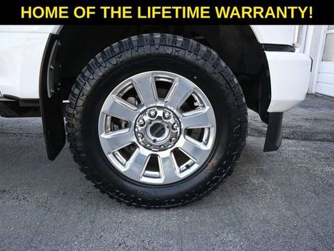 Used 2022 Ford F350 Platinum w/ FX4 Off-Road Package AWD/4WD image 96