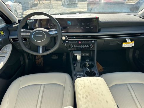 New 2025 Hyundai Sonata SE image 21