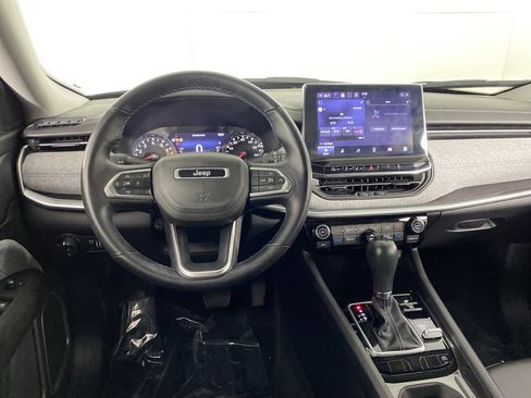 Used 2022 Jeep Compass Latitude w/ Convenience Group image 38