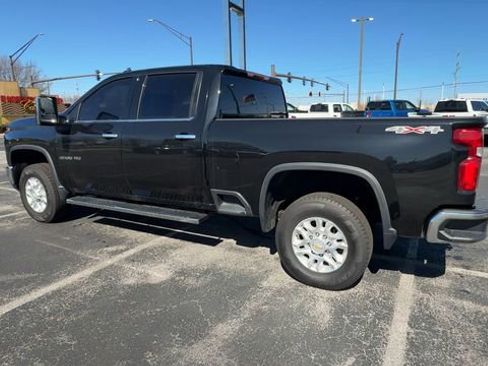 Used 2024 Chevrolet Silverado 2500 LTZ AWD/4WD image 6